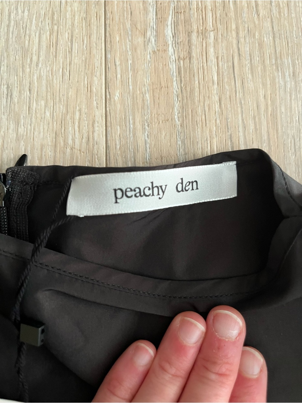 NWT The Peachy Den Women’s Deba Mini Dress Chocolate - Size Small - Picture 4 of 10